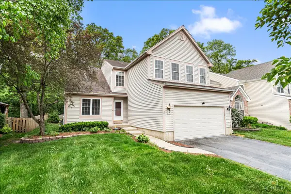 7 Eagle Court, Streamwood, IL 60107
