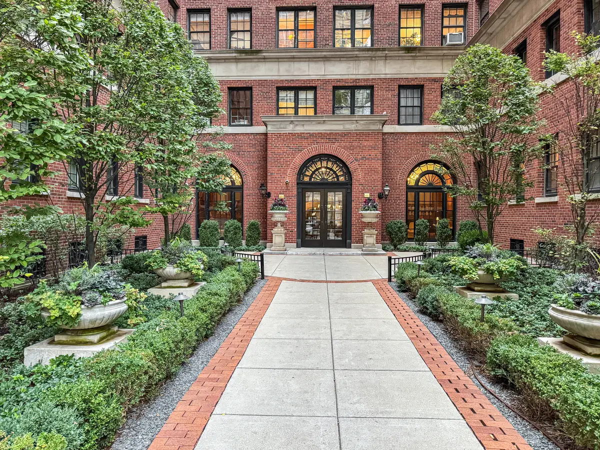 400 W Deming Place #3L, Chicago, IL 60614 - #1