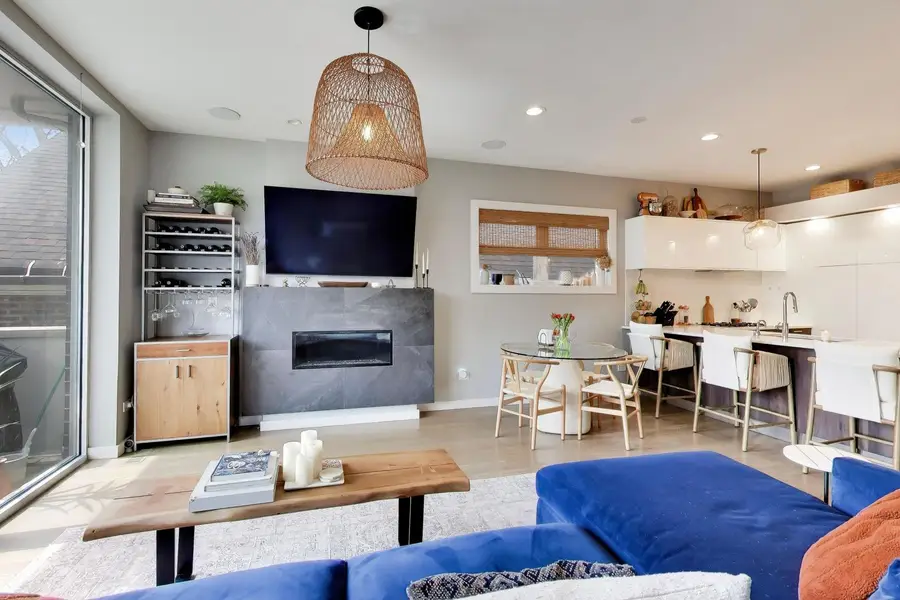 1534 N Honore Street #2, Chicago, IL 60622 - #3