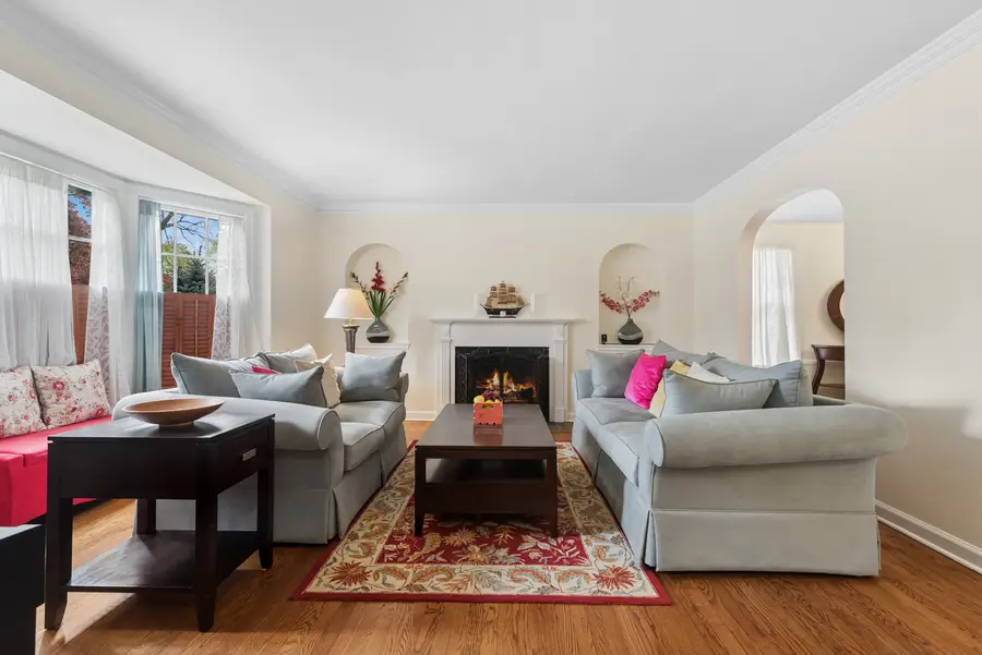 2026 Mcdaniel Avenue, Evanston, IL 60201 - #2