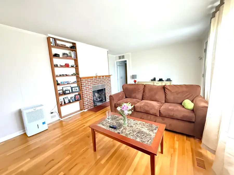 360 Niagara Street, Park Forest, IL 60466 - #3