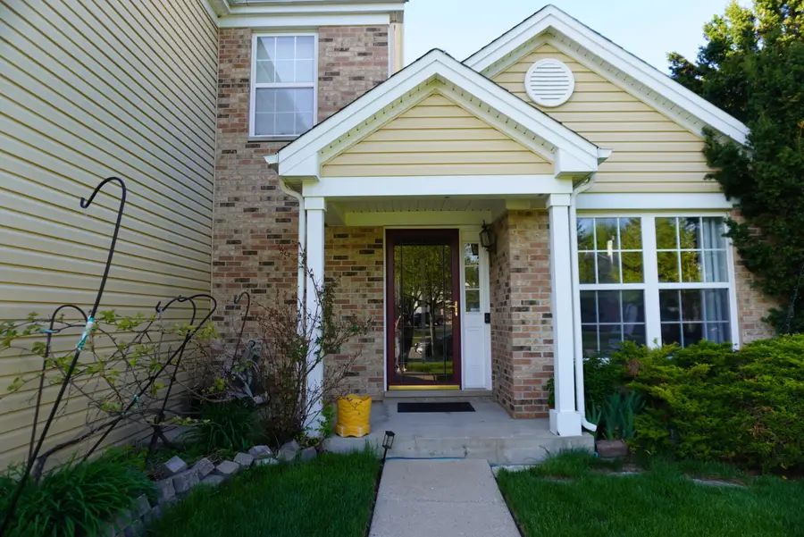 1310 York Drive, Carpentersville, IL 60110 - #2