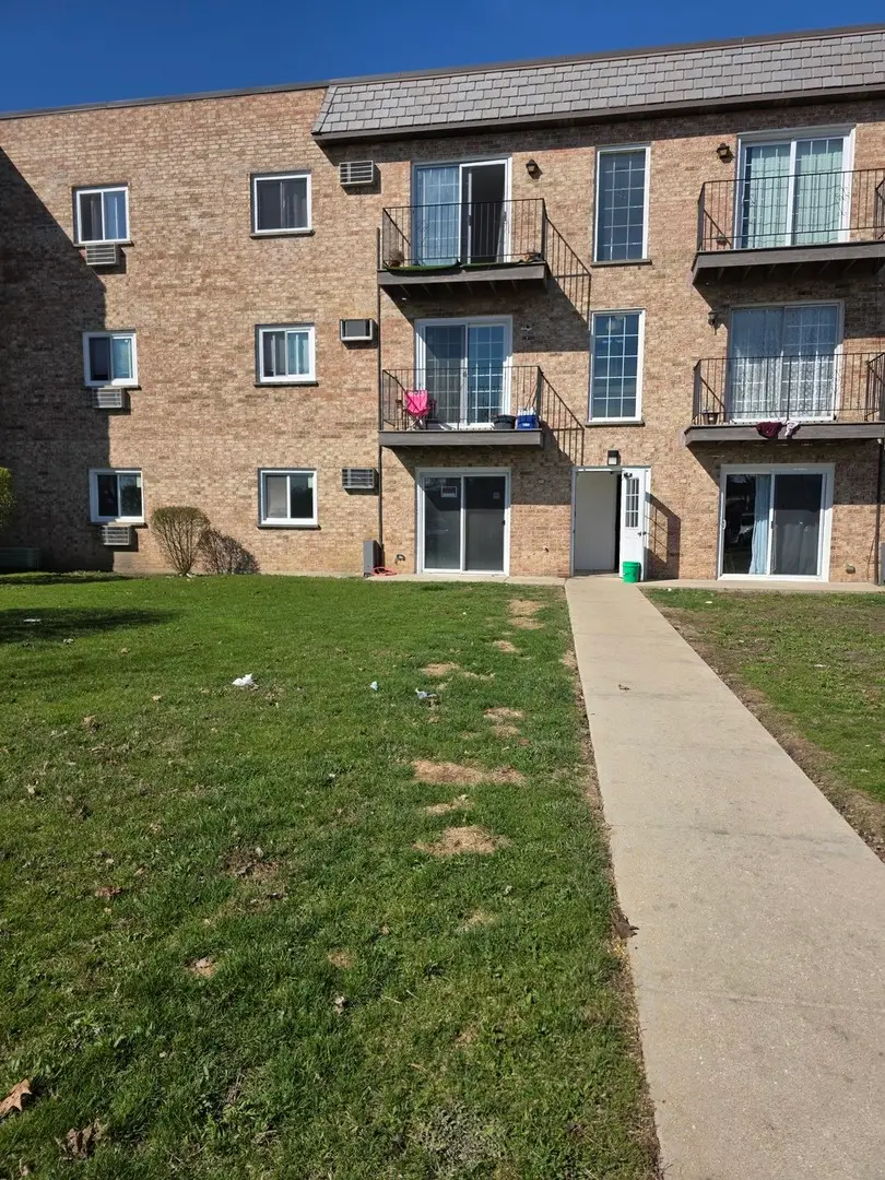 161 W Elk Trail #162, Carol Stream, IL 60188 - #1