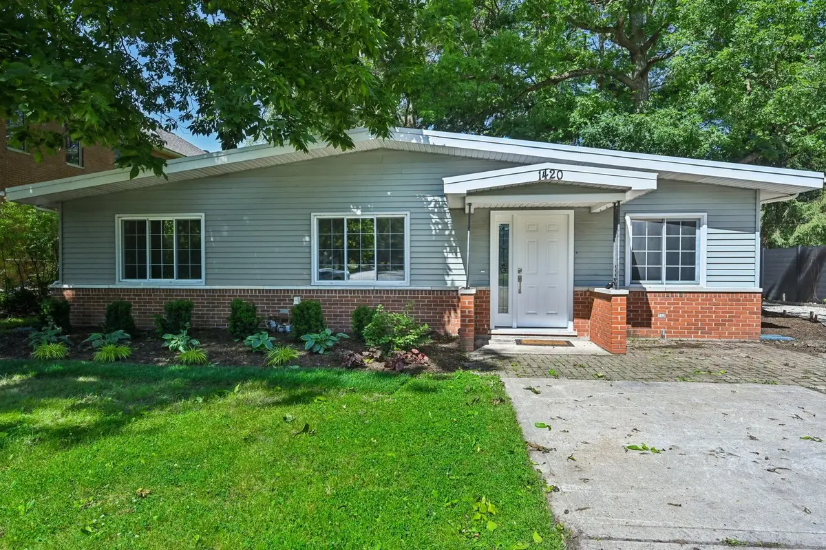 1420 Magnolia Street, Glenview, IL 60025 - #1