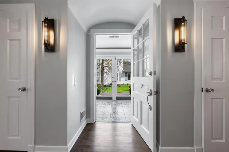 910 Chippewa Lane, Wilmette, IL 60091 - #3