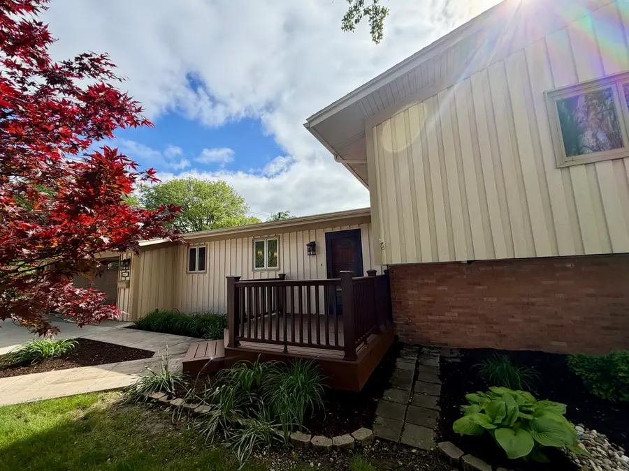 602 S Ridgeway Avenue, Champaign, IL 61821 - #3