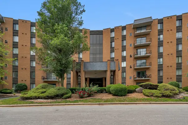 700 N Bruce Lane #508, Glenwood, IL 60425