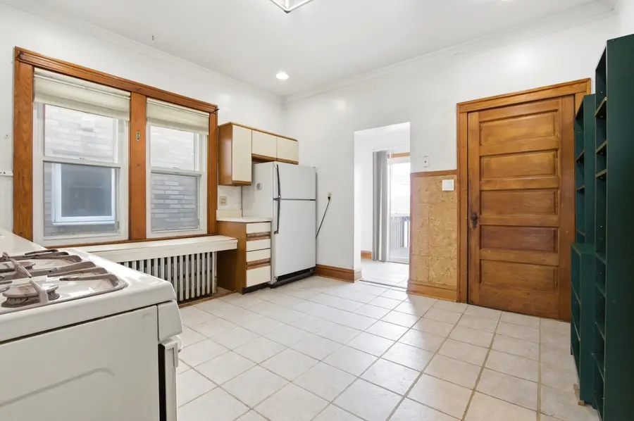 5212 S Kilbourn Avenue, Chicago, IL 60632 - #2