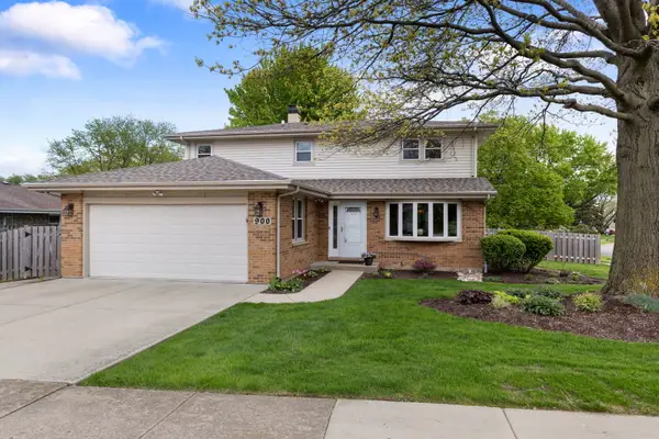 900 Dearborn Circle, Carol Stream, IL 60188