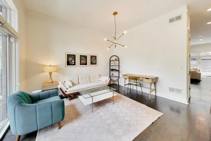 1725 W Le Moyne Street #1, Chicago, IL 60622 - #3