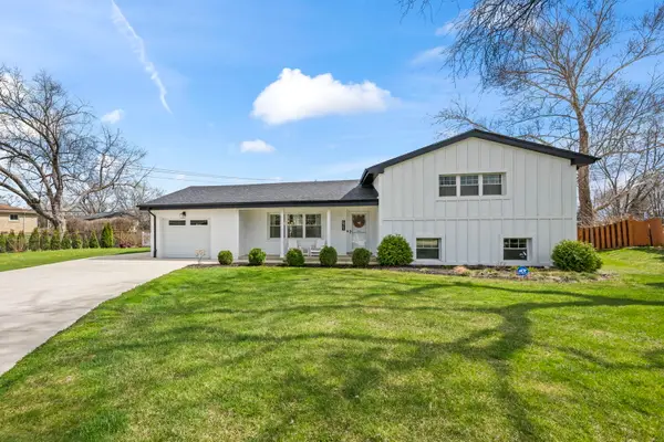 671 Hazel Court, Roselle, IL 60172