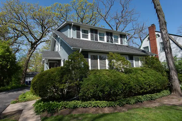 1064 Springfield Avenue, Deerfield, IL 60015