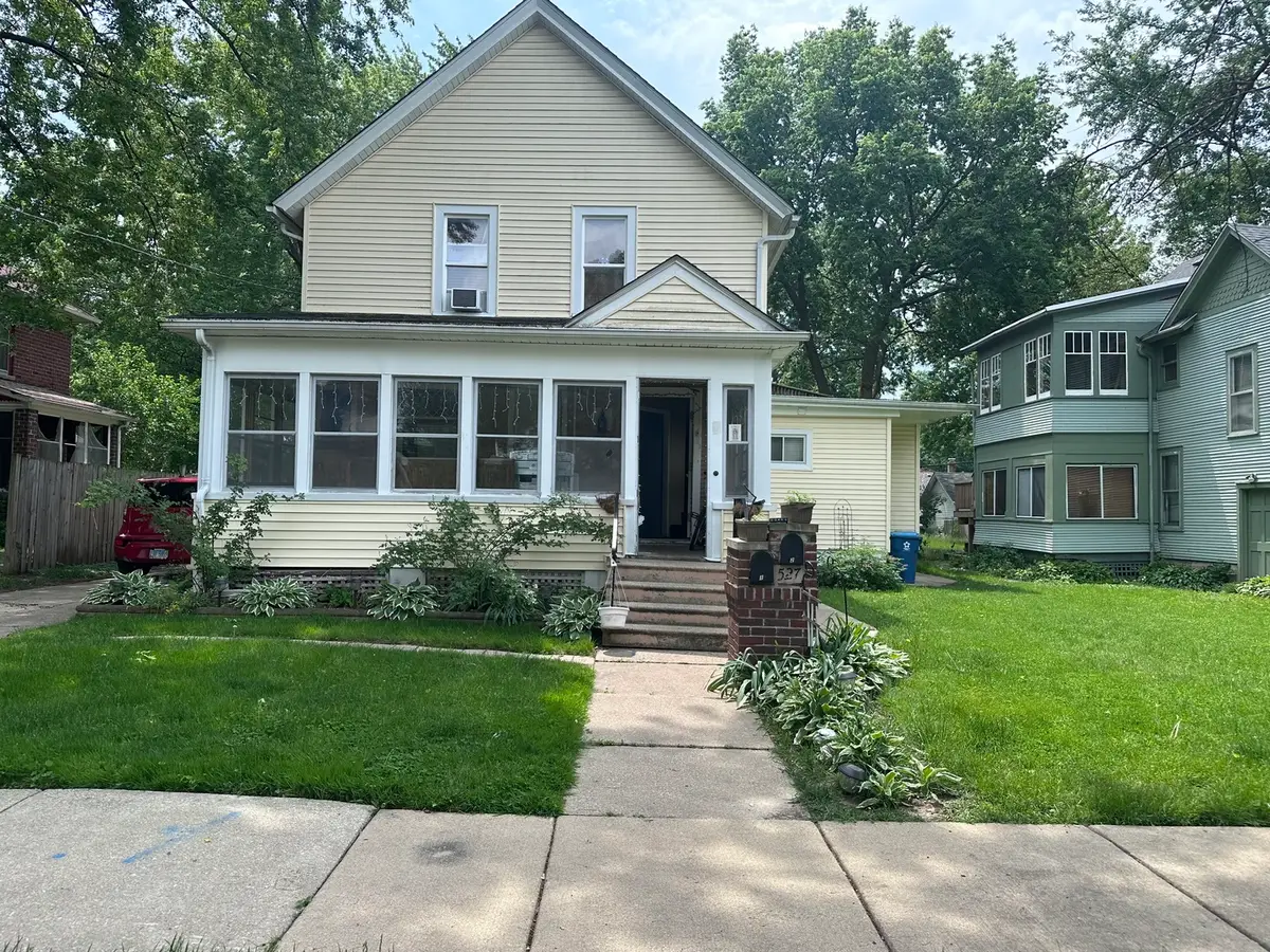 527 Hoyles Avenue, Aurora, IL 60505 - #1