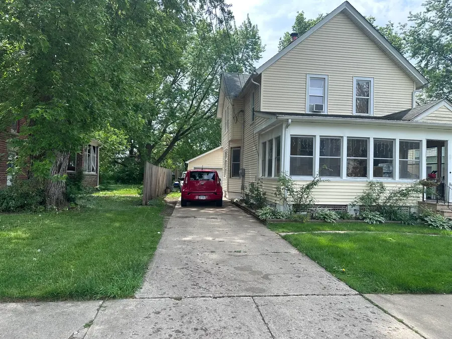 527 Hoyles Avenue, Aurora, IL 60505 - #2
