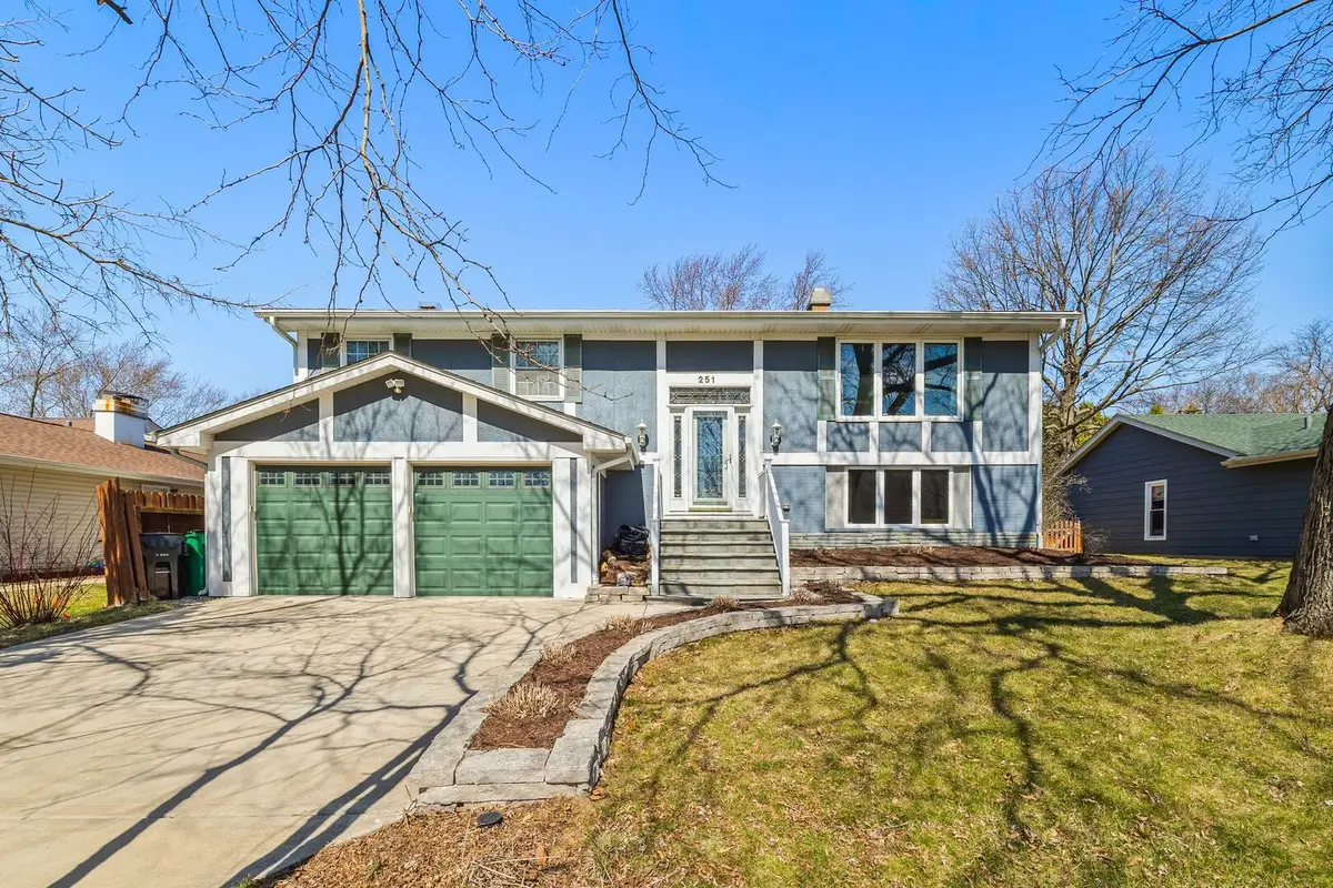 251 Hawthorne Drive, Bloomingdale, IL 60108 - #1