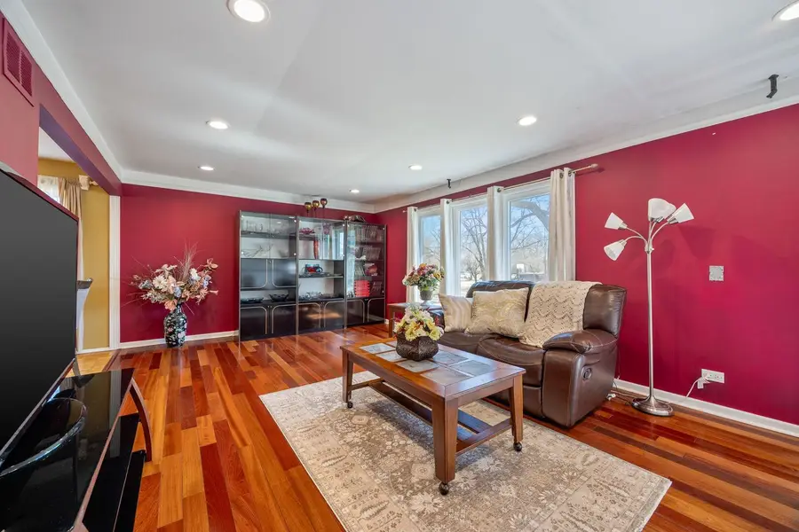 251 Hawthorne Drive, Bloomingdale, IL 60108 - #3