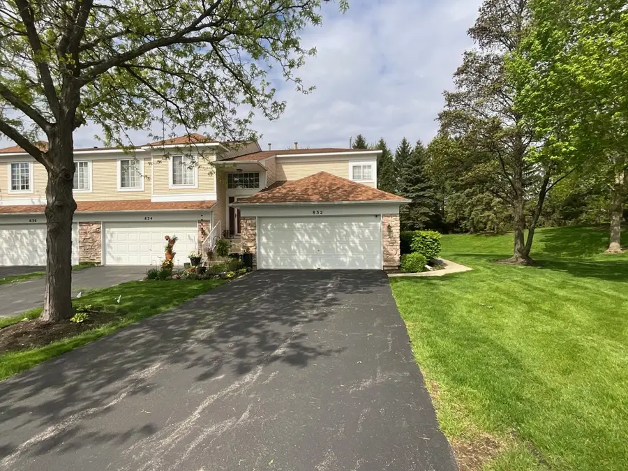 832 Coronado Court #832, Elgin, IL 60123 - #2