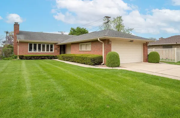 112 S Delphia Avenue, Park Ridge, IL 60068