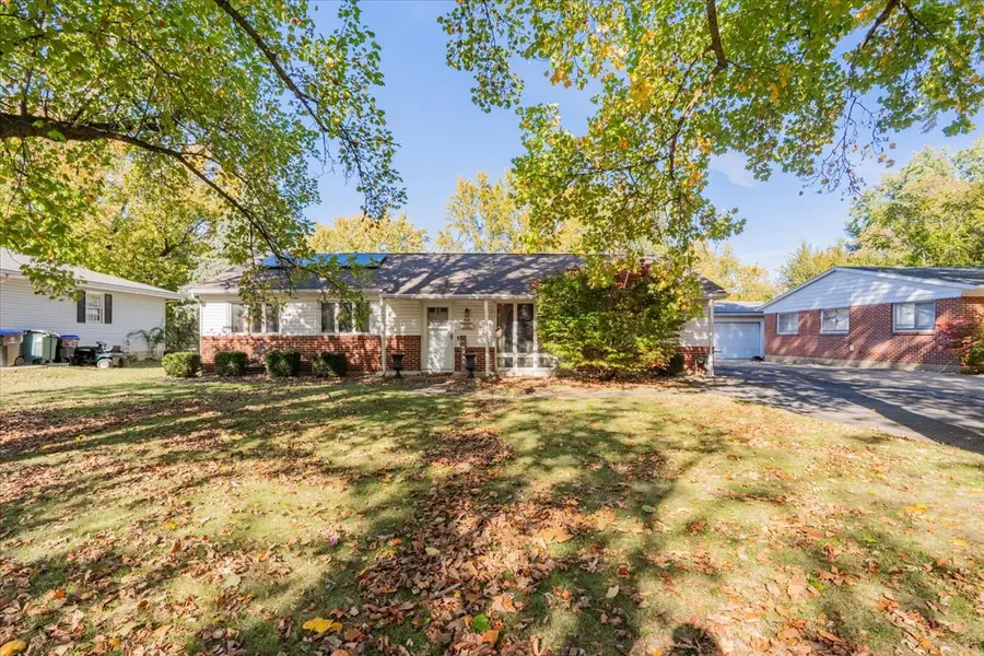 310 Rowe Drive, Bloomington, IL 61701 - #2