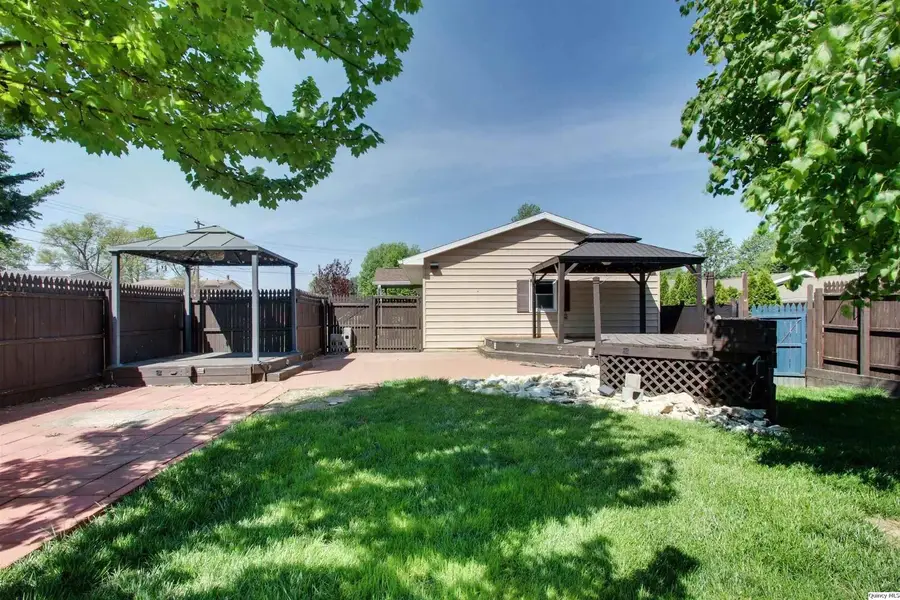 1601 Van Buren St., Quincy, IL 62301 - #2