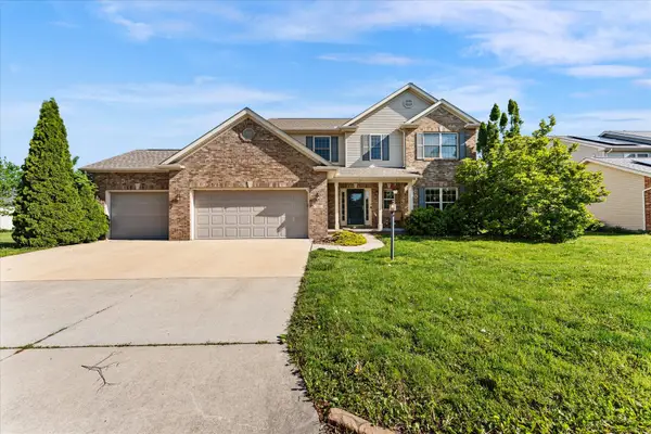506 Riverbend Boulevard, Mahomet, IL 61853