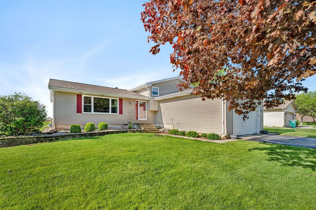 2062 W Garden Drive, Kankakee, IL 60901 - #1