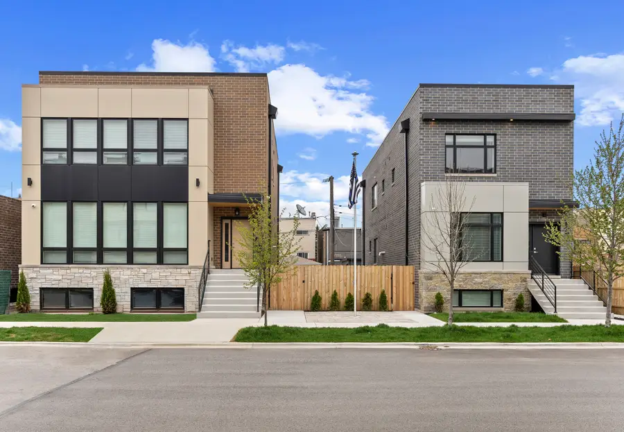 3231 S Shields Avenue, Chicago, IL 60616 - #3