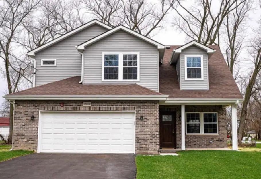 1401 174 Street, East Hazel Crest, IL 60429 - #1