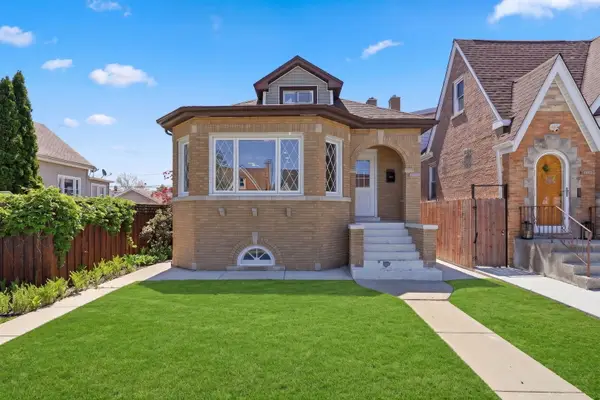 5853 W Newport Avenue, Chicago, IL 60634