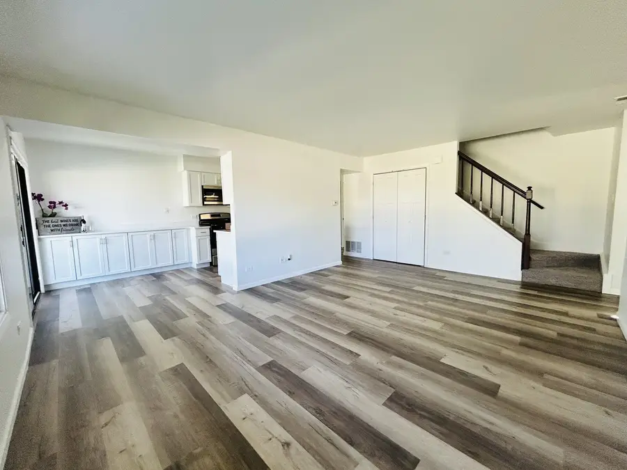 904 Van Buren Court #904, Vernon Hills, IL 60061 - #3