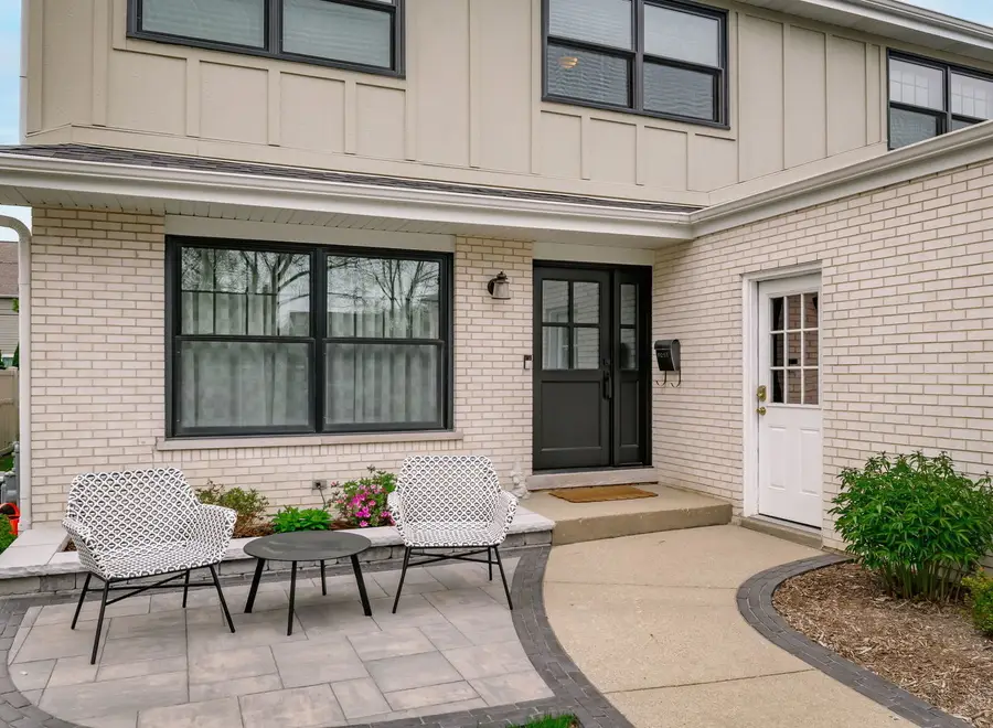 774 S Euclid Avenue, Elmhurst, IL 60126 - #3