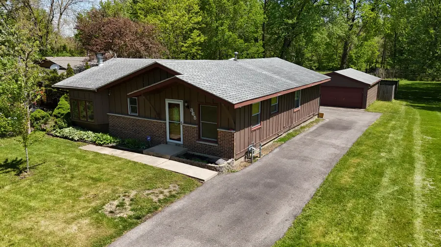 865 Riverside Drive, South Elgin, IL 60177 - #3