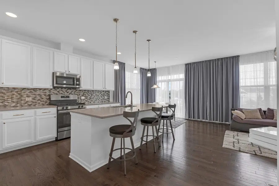 1134 E Bauer Road, Naperville, IL 60563 - #3