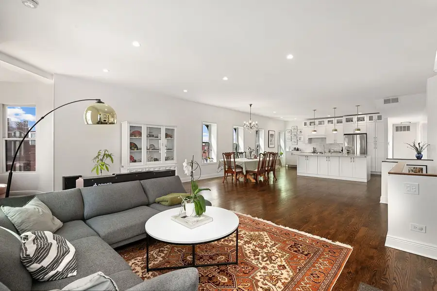958 W Willow Street #4, Chicago, IL 60614 - #2