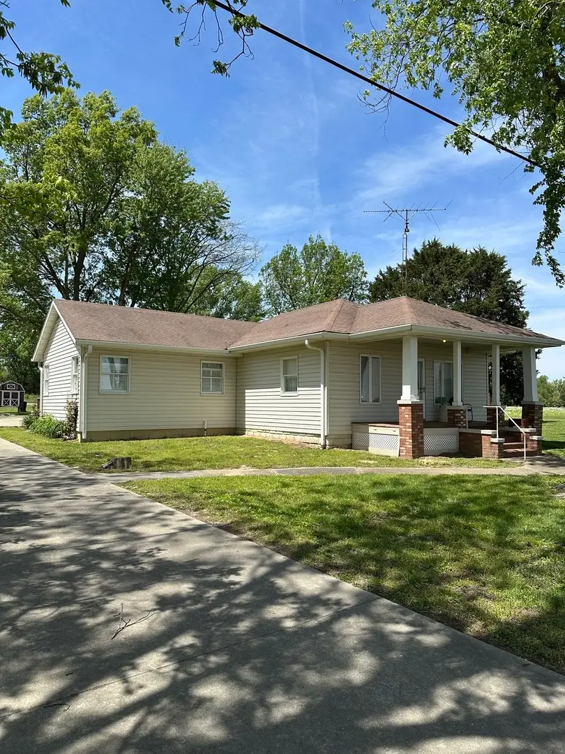 23407 Us Highway 51 Highway, Elkville, IL 62932 - #1