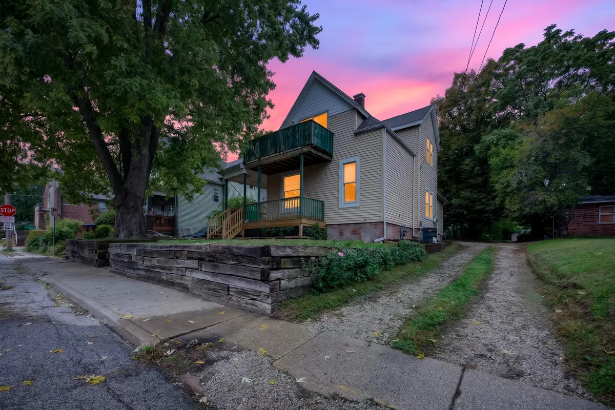 605 S Lee Street, Bloomington, IL 61701 - #1