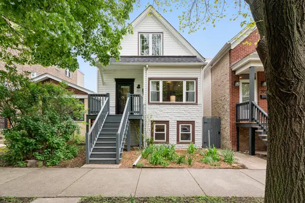 2929 N Fairfield Avenue, Chicago, IL 60618