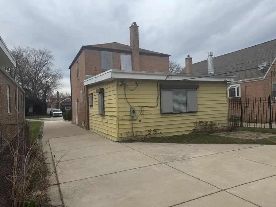 10835 S Peoria Street, Chicago, IL 60643 - #3