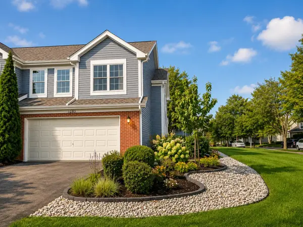 1283 Derby Lane, Mundelein, IL 60060