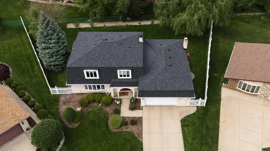 7810 Del Court, Darien, IL 60561 - #2