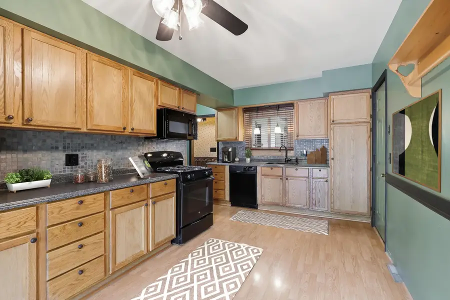 2636 6th Street, East Moline, IL 61244 - #3
