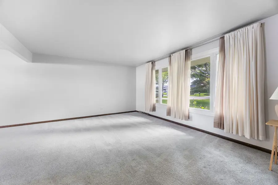 9S172 Cumnor Road, Downers Grove, IL 60516 - #3
