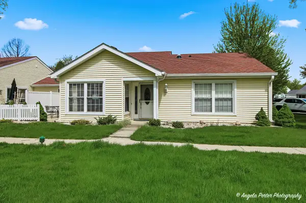 7201 Hastings Circle #332, Fox Lake, IL 60020