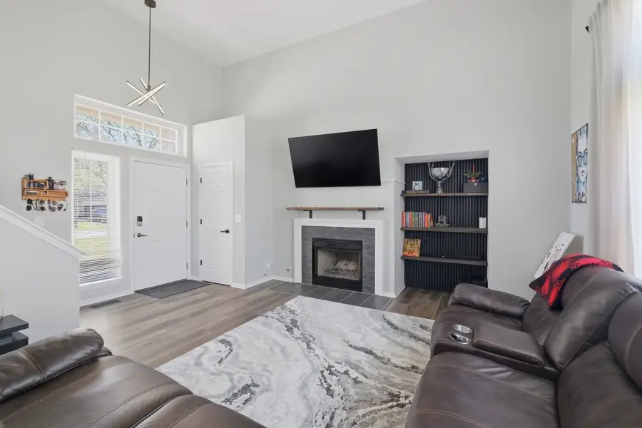 761 Parc Court, Lake In The Hills, IL 60156 - #2