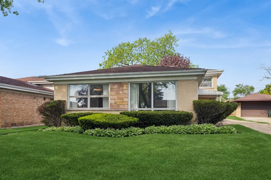 8538 N Oketo Avenue, Niles, IL 60714 - #2