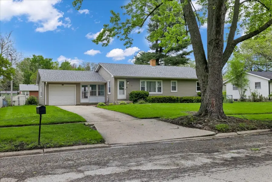 64 E Benton Street, Oswego, IL 60543 - #2