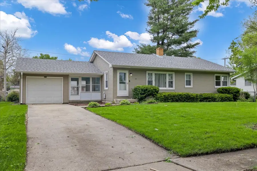 64 E Benton Street, Oswego, IL 60543 - #3