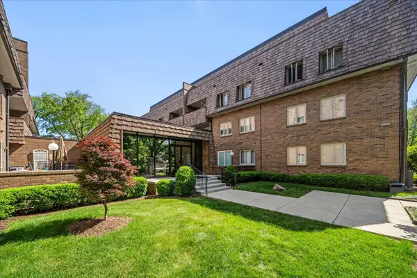1730 W Galena Boulevard #304E, Aurora, IL 60506