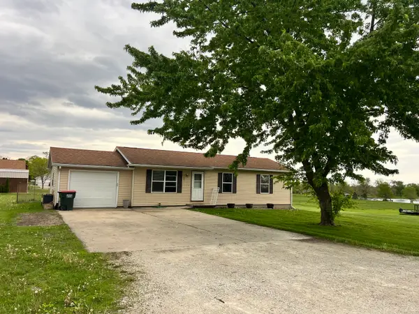 841 S High Street, Paxton, IL 60957