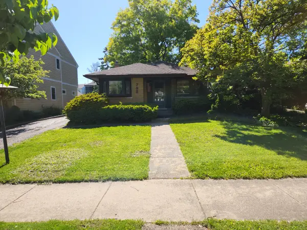 732 S Hillside Avenue, Elmhurst, IL 60126